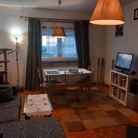 Apartamento T3 Эшмориш